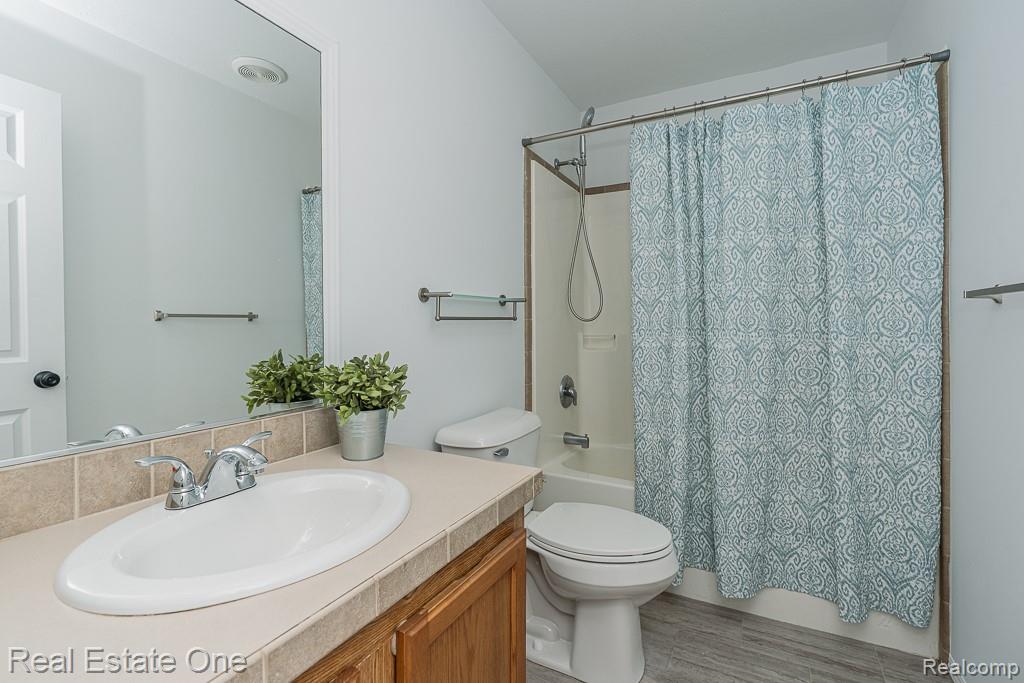 10185 N Genesee Road, Mount Morris, MI 48458 — Photo 20