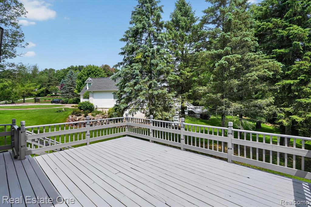 9610 Forest Ridge Drive, Clarkston, MI 48348 — Photo 24
