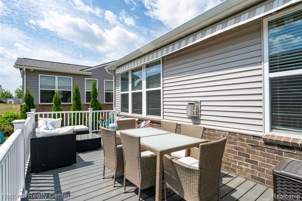 1233 Lark, Lake Orion, MI — Photo 31