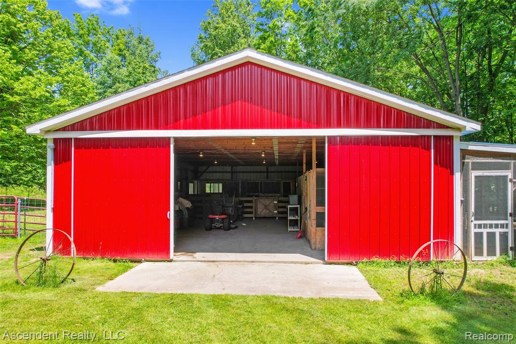 5735 Belle River Road, Imlay City, MI 48412 — Photo 9