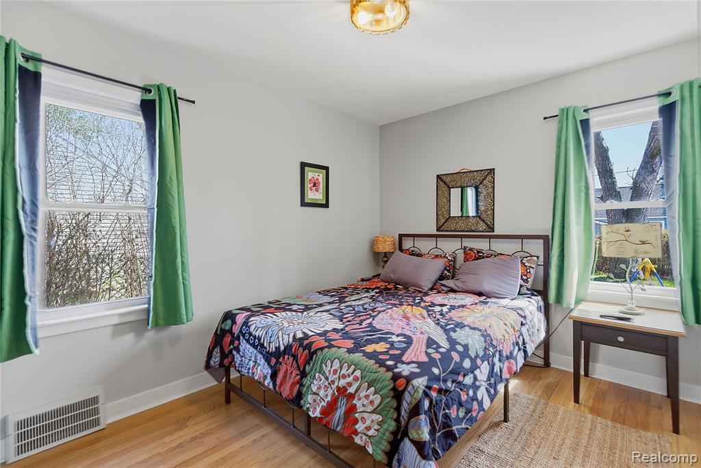 2193 Cambridge Road, Berkley, MI 48072 — Photo 11