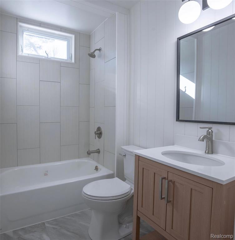 7606 First Court Avenue, Gaylord, MI 49735 — Photo 10