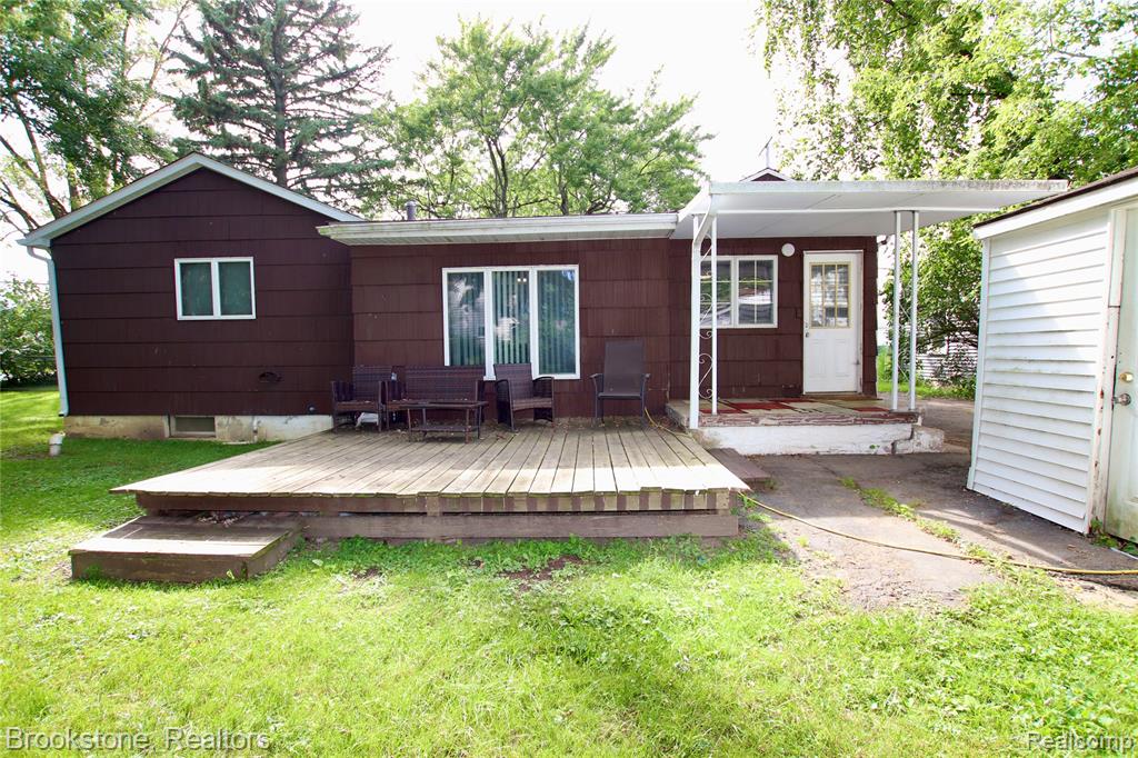 4303 Columbine Avenue, Burton, MI 48529 — Photo 3