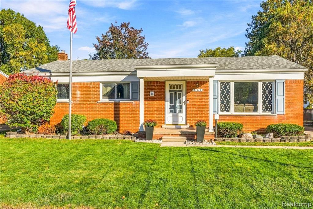 31112 W Chicago Street, Livonia, MI 48150