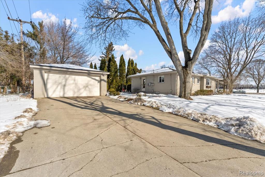 580 S Cranbrook Road, Bloomfield Hills, MI 48301 — Photo 35