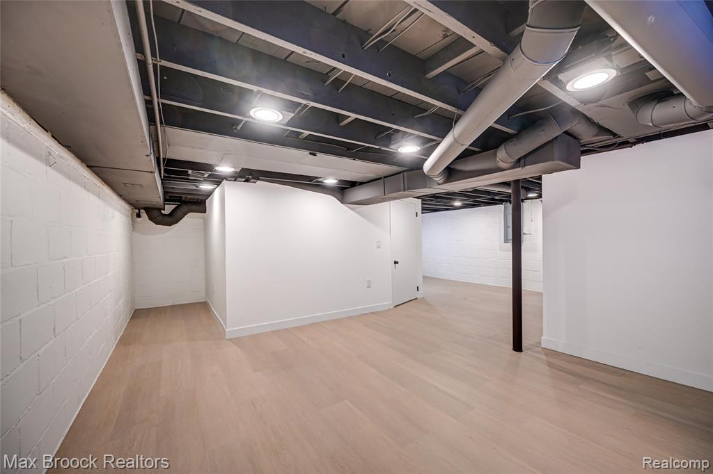 409 Baldwin Avenue, Royal Oak, MI 48067 — Photo 44