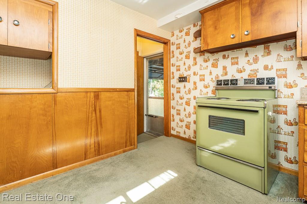 515 Whims Lane, Rochester, MI 48306 — Photo 18