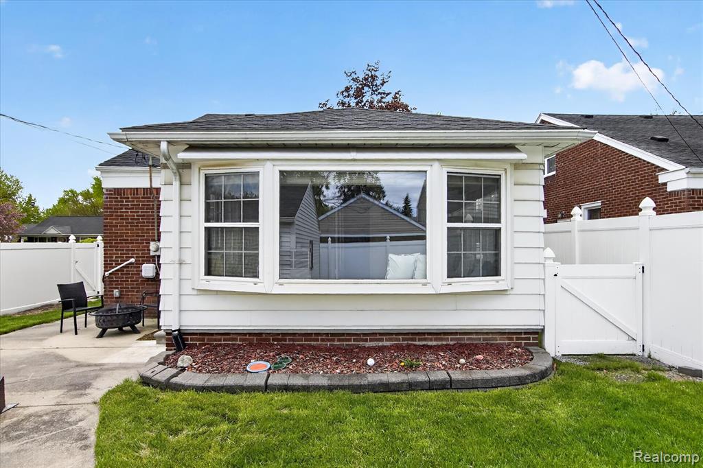 13212 Phelps Street, Southgate, MI 48195 — Photo 39
