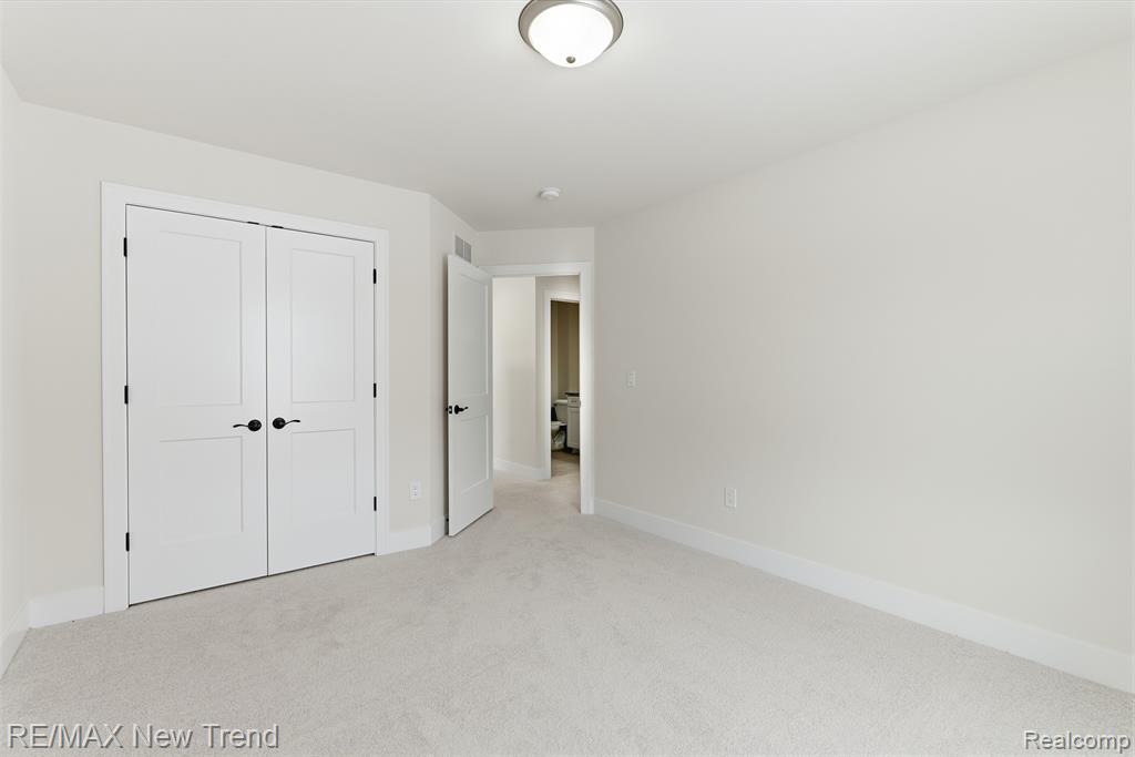 2388 Madison Street, Wixom, MI 48393 — Photo 31