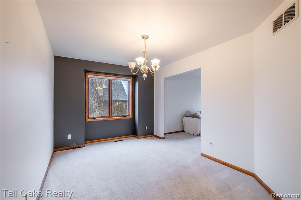 2411 Briar Creek Lane, Burton, MI 48509 — Photo 16