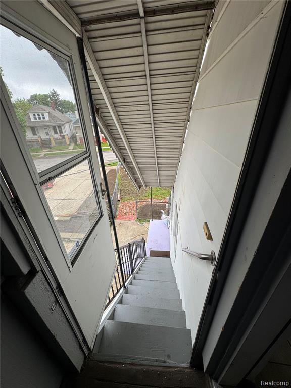 9633 Buffalo Street, Hamtramck, MI 48212 — Photo 35