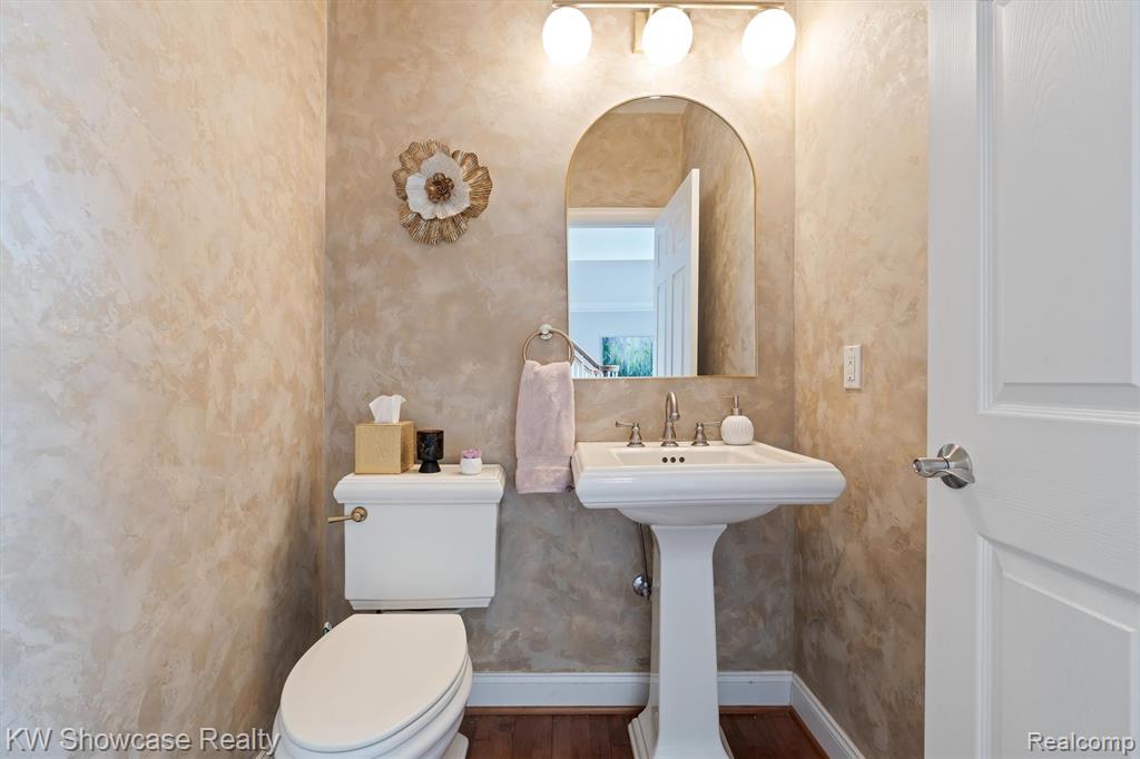 46430 Pinehurst Circle, Northville, MI 48168 — Photo 32