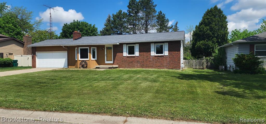 9272 ELAINE Drive, Swartz Creek, MI 48473 — front exterior