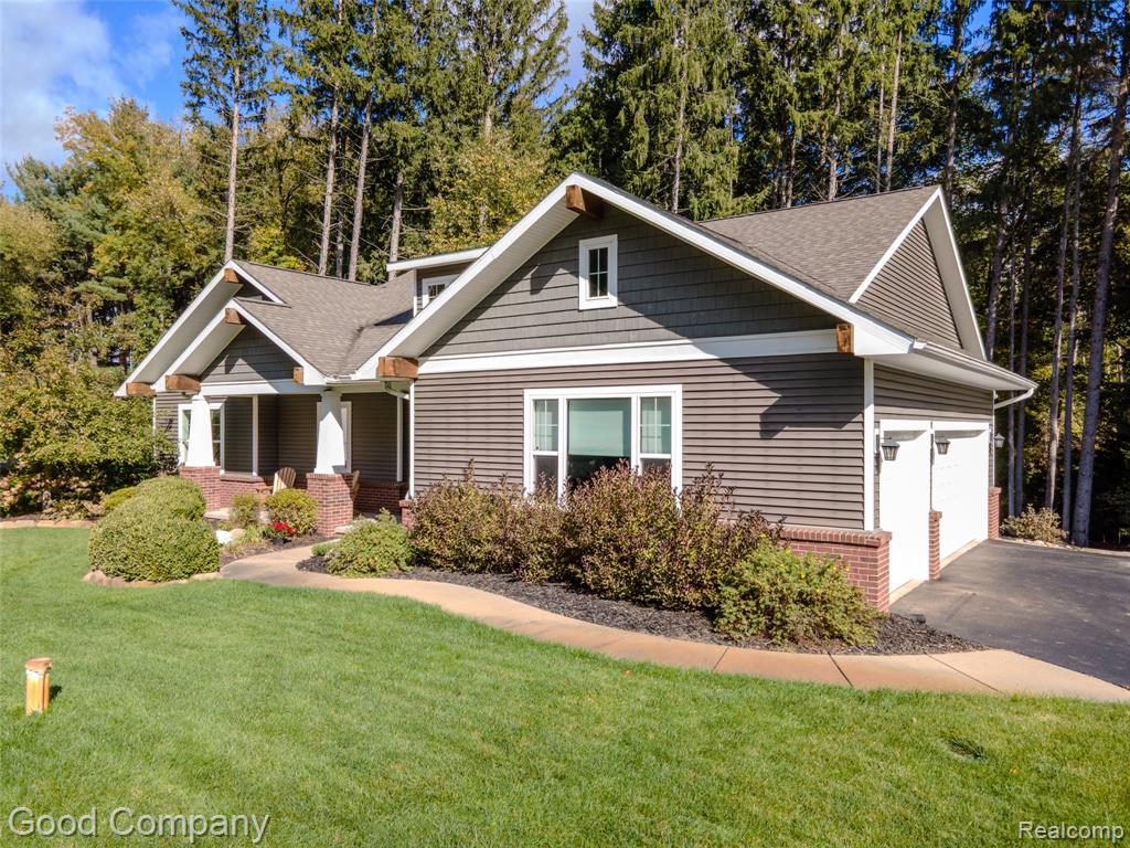 8726 Sunrise Mist Drive, Pinckney, MI 48169 — Photo 46