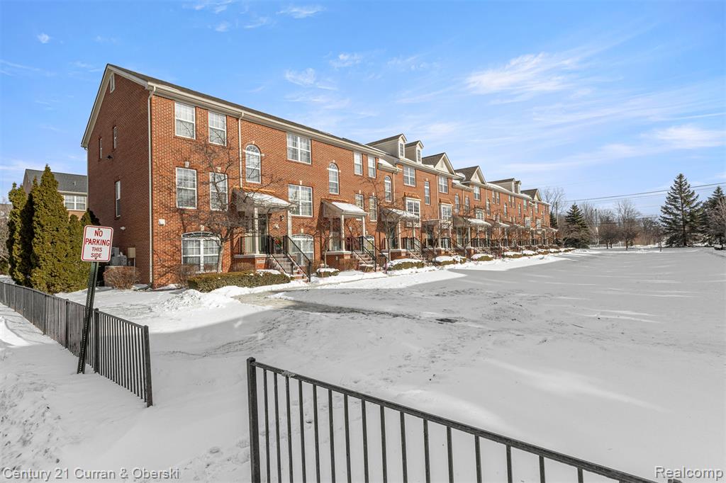 25445 Saint James, Southfield, MI 48075 — Photo 4