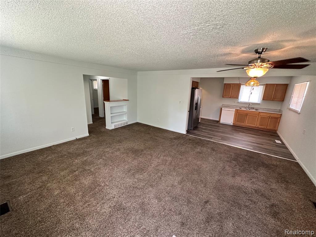 8553 N HUBBARD Street, Westland, MI — Photo 6