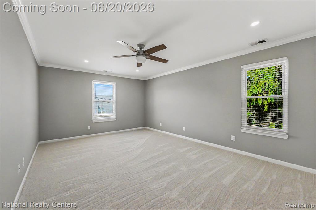 5076 Harbor Oak Drive, Waterford, MI 48329 — Photo 9