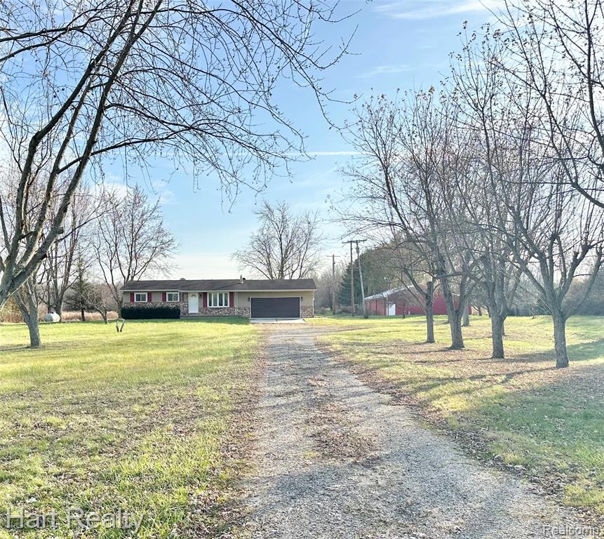 789 W Castle Road, Fostoria, MI 48435 — front exterior