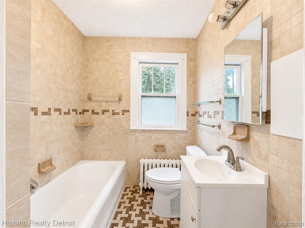505 Fiske Drive, Detroit, MI 48214 — Photo 12
