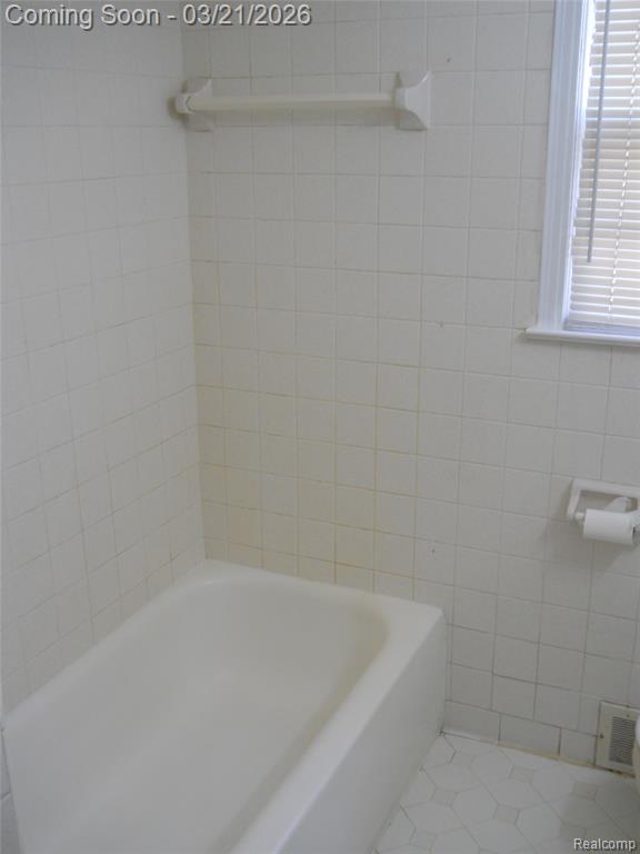 59 Camley Drive, Waterford, MI 48328 — Photo 16