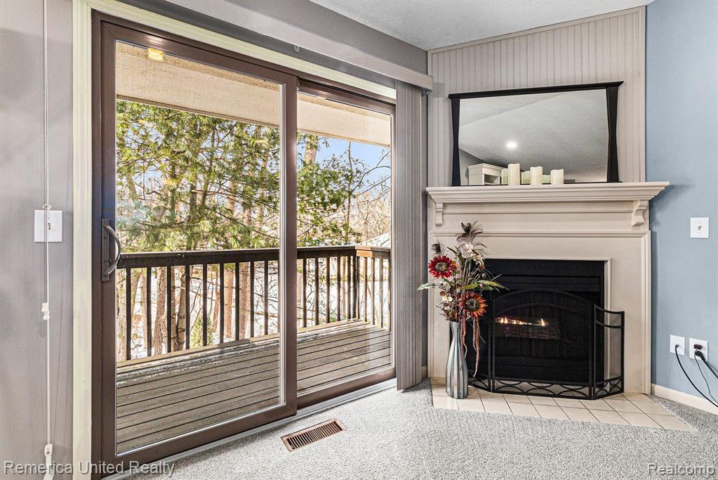 422 FOREST Drive, Brighton, MI 48116 — Photo 6