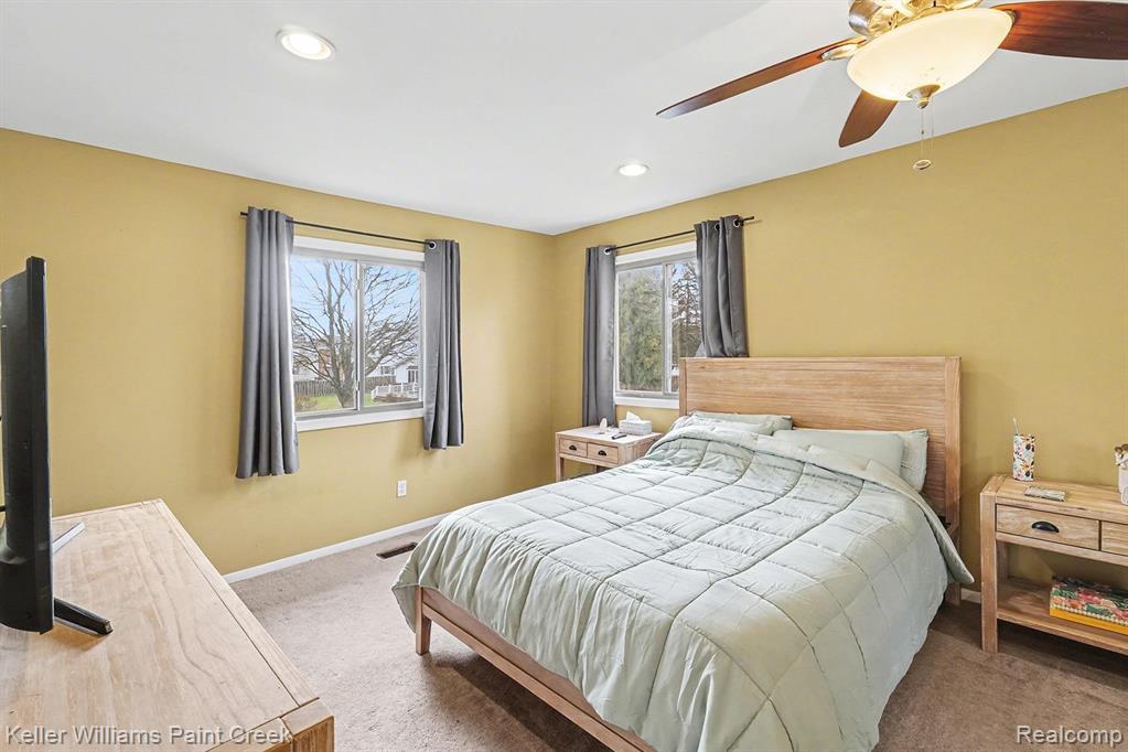 5446 Old Franklin Road, Grand Blanc, MI 48439 — Photo 11