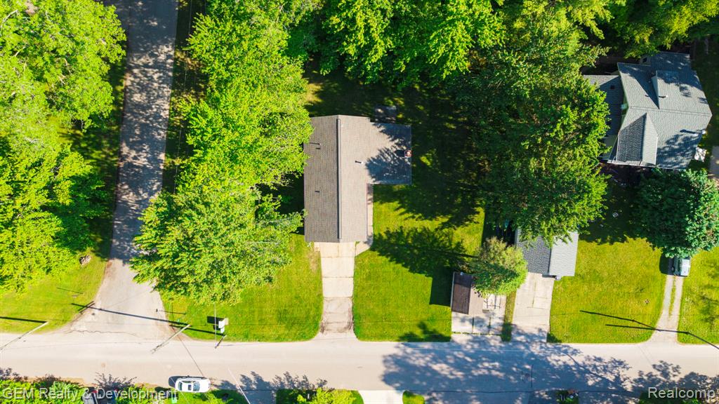1111 Sarah Road, Pinckney, MI 48169 — Photo 38