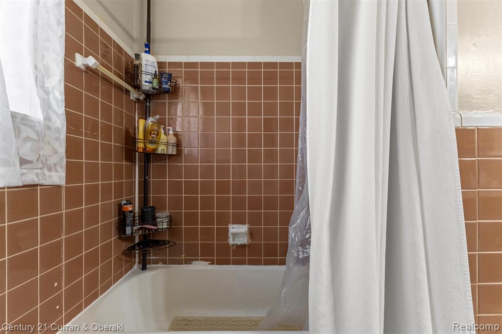 5015 Lincoln Boulevard, Dearborn Heights, MI 48125 — Photo 15
