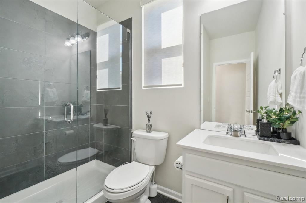 2466 MEADOW HILLS Drive, Ann Arbor, MI 48108 — Photo 23