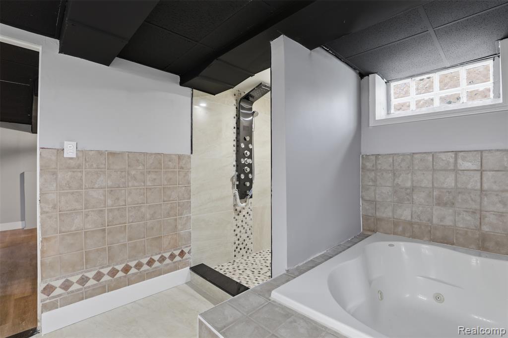 5934 Haverhill Street, Detroit, MI 48224 — Photo 44