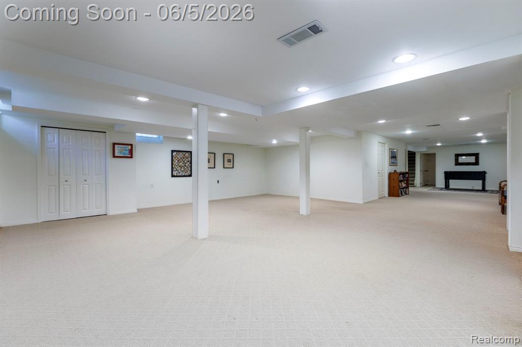 19141 Warwick Street, Franklin, MI 48025 — Photo 39