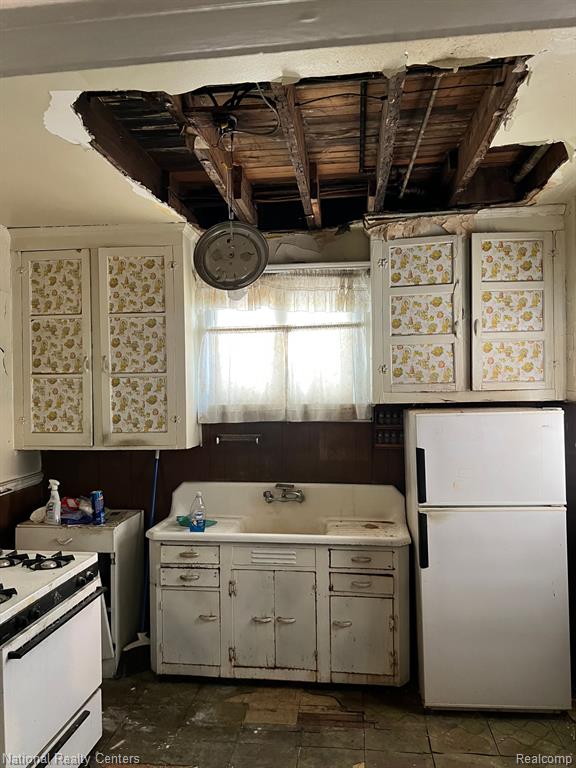 5181 HOLCOMB Street, Detroit, MI 48213 — Photo 25