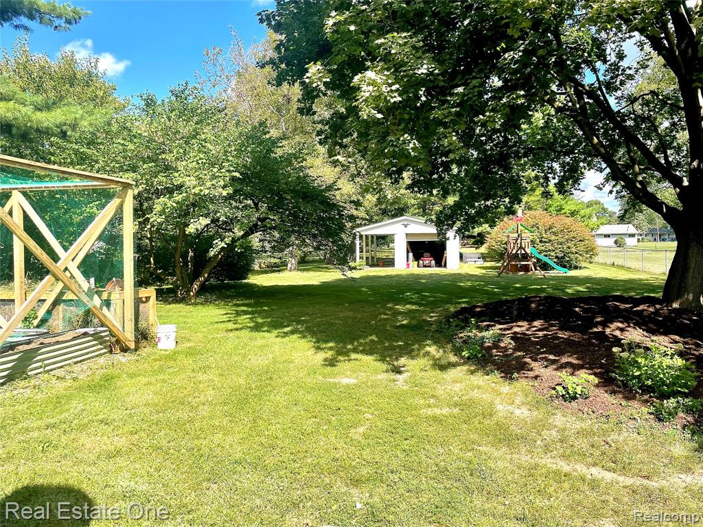 4620 Kempf Street, Waterford, MI 48329 — Photo 59