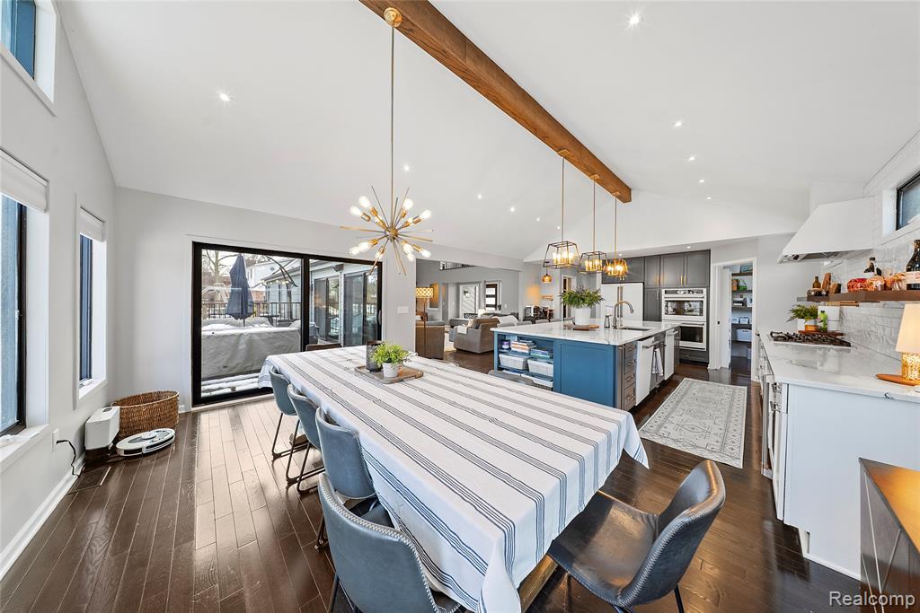 8538 Island Boulevard, Grosse Ile, MI 48138 — Photo 9