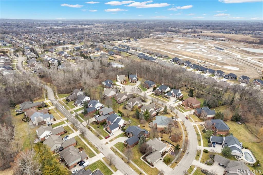 54424 Maple Creek Court, Shelby Twp, MI 48316 — Photo 45