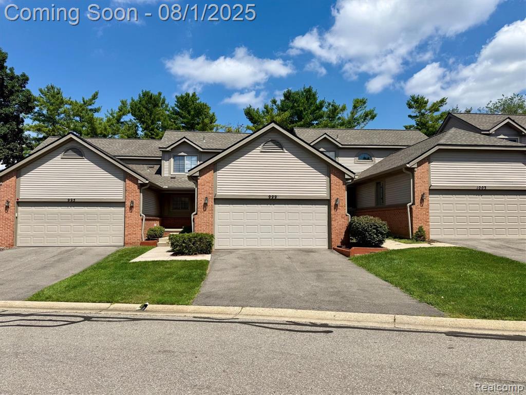 999 Hickory Drive, Brighton, MI 48116 — Photo 41