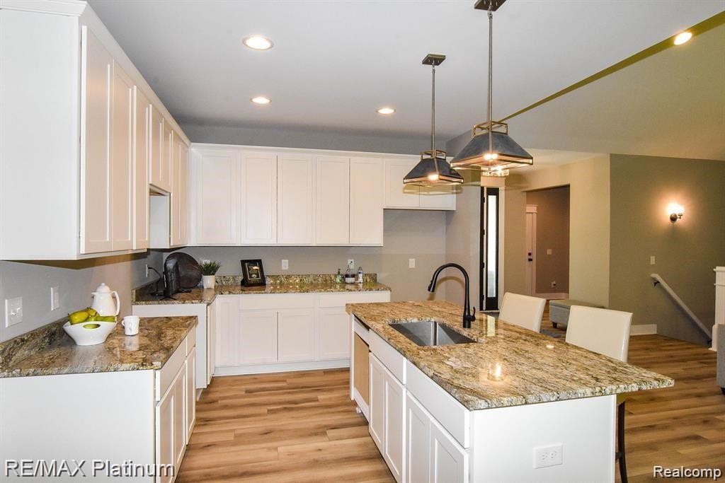 43 Candlelight Court, Brighton, MI 48114 — Photo 4