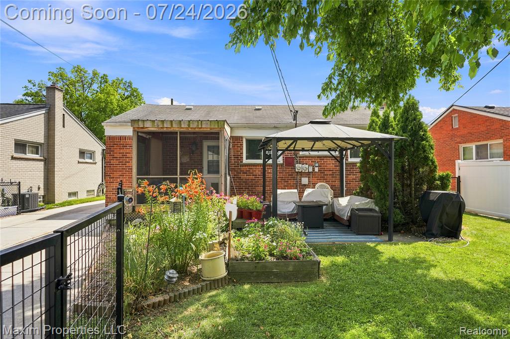 33214 Sheridan Street, Garden City, MI — Photo 28