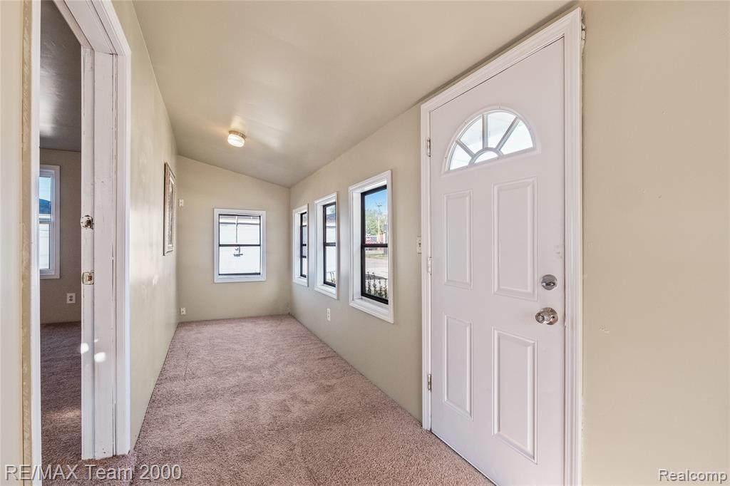 5842 Janet Avenue, Taylor, MI 48180 — Photo 6