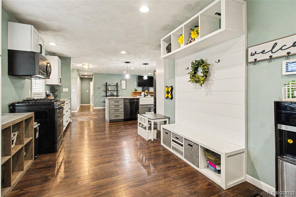 330 Cole Road, Monroe, MI 48162 — Photo 13