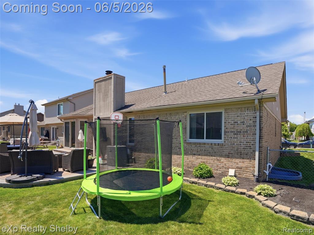 46048 Duke Drive, New Baltimore, MI — Photo 39
