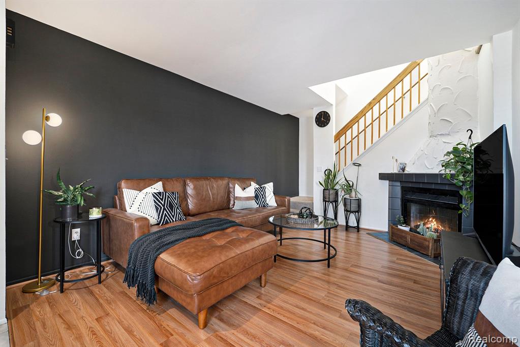 30979 COUNTRY, 163, Farmington Hills, MI 48331 — Photo 5