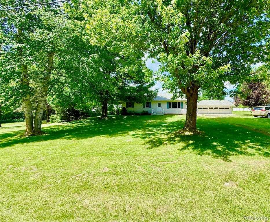 11495 E Richfield Road, Davison, MI 48423 — Photo 2
