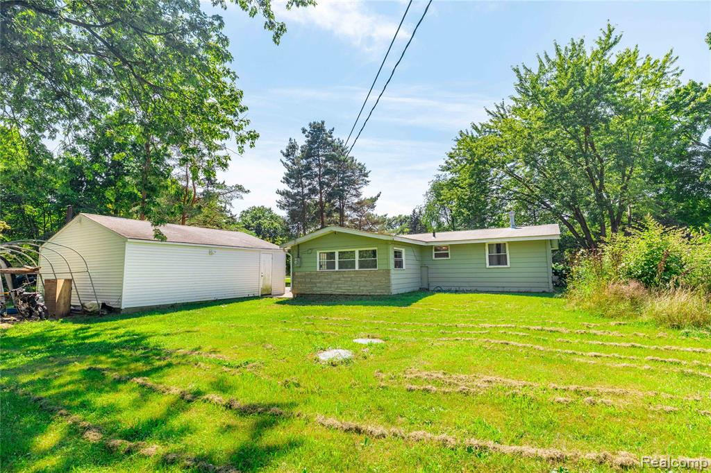 4952 Mary Sue Avenue, Clarkston, MI — Photo 21