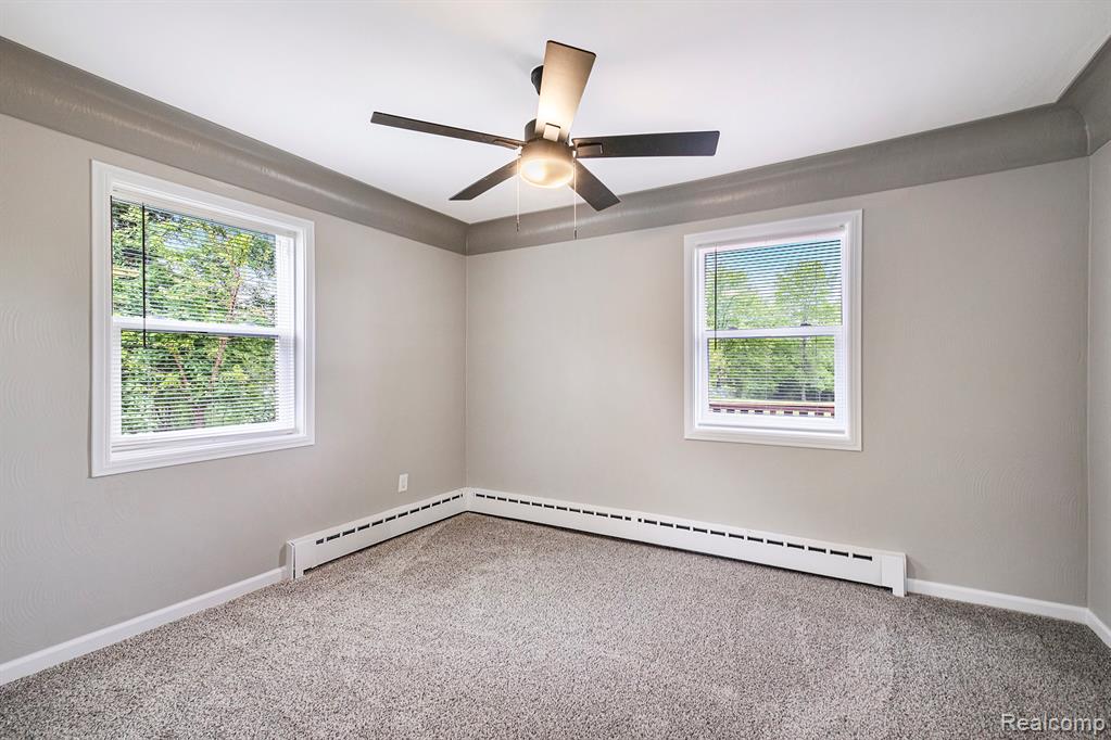 4434 Dublin Road, Burton, MI 48529 — Photo 11