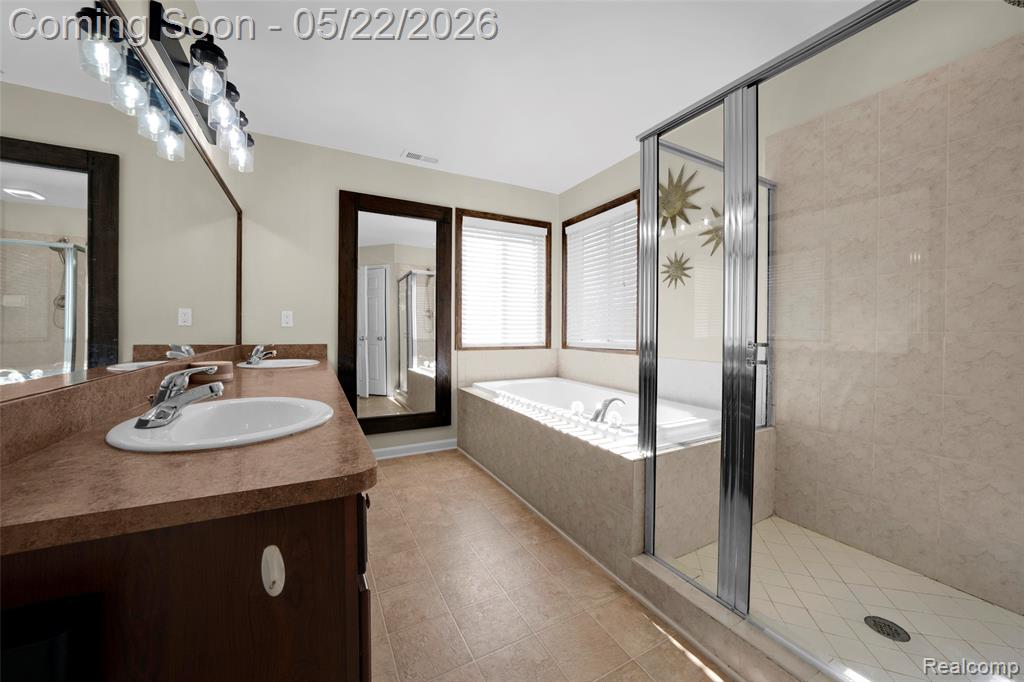 61036 Winterberry Drive, Washington, MI — Photo 38