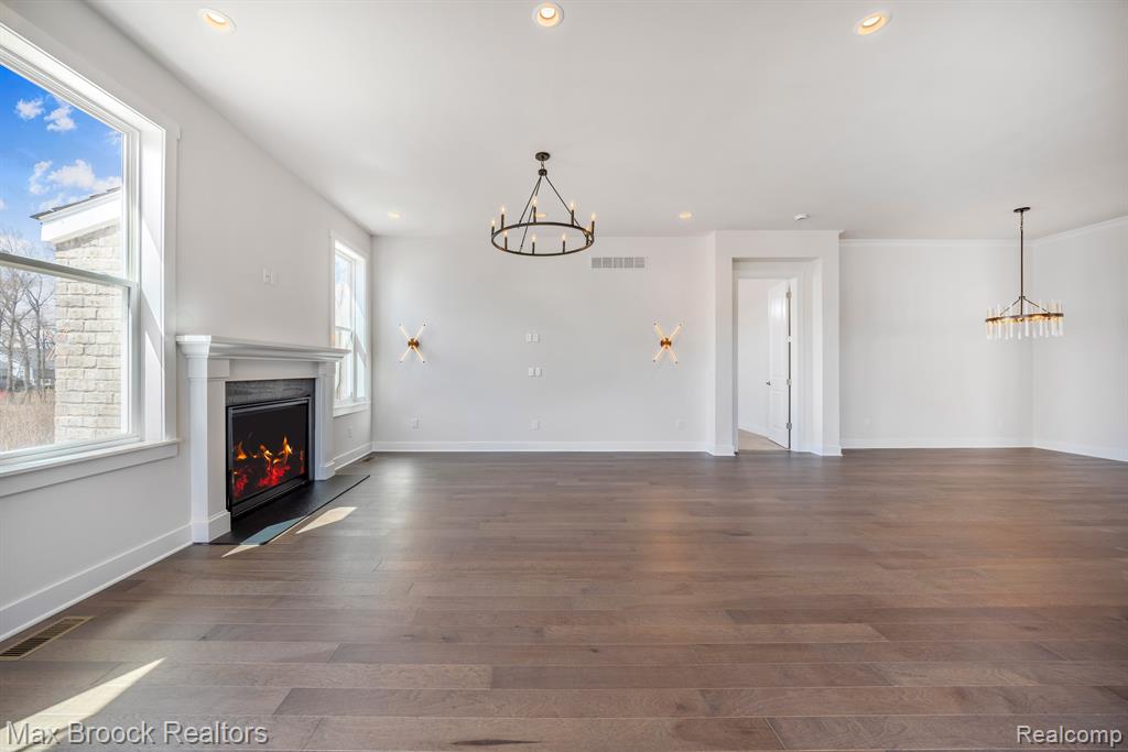 5636 Suffolk Court, West Bloomfield, MI — Photo 15