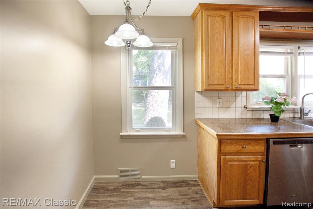 1861 Ladd Road, Wolverine Lake, MI 48390 — Photo 19