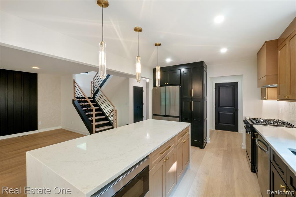 5584 N Adams Way, Bloomfield Hills, MI 48302 — Photo 17