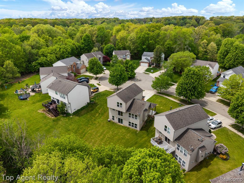 907 Deer Valley Road, Holly, MI 48442 — Photo 37